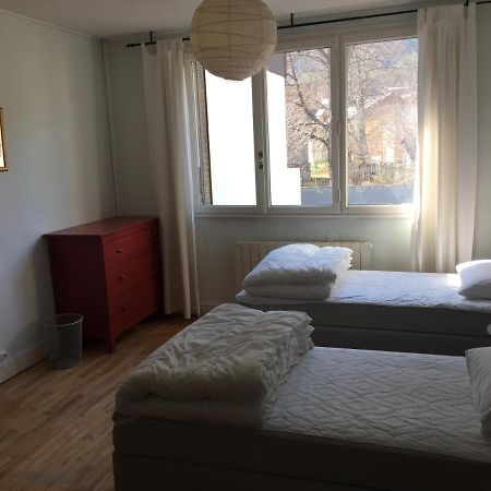 Superbe Appartement A Bourg D'Oisans Avec Terrasse Sud Ле-Бур-д'Уазан Экстерьер фото